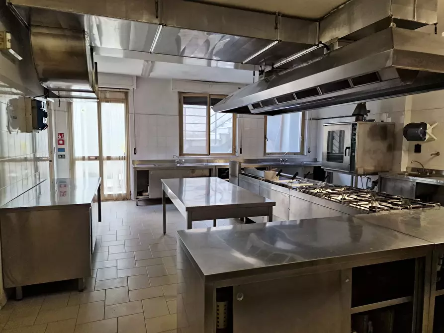 Immagine 31 di Albergo/B&B/Residence in vendita  in Via Po a Chianciano Terme