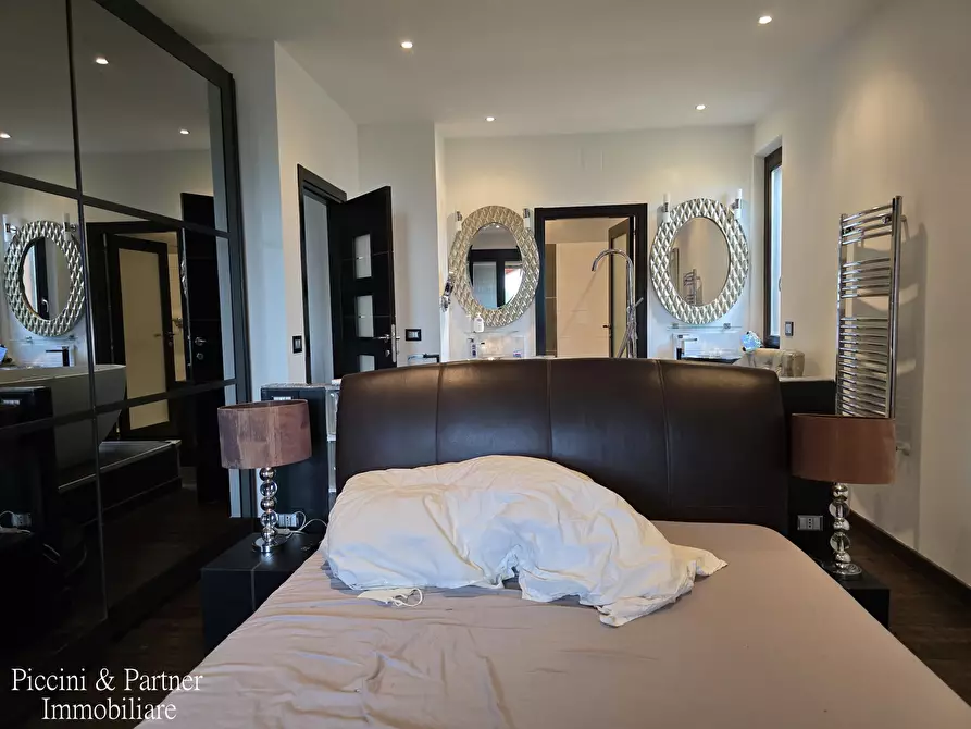 Immagine 47 di Villa in vendita  in Via Marzabotto 11 a Magione