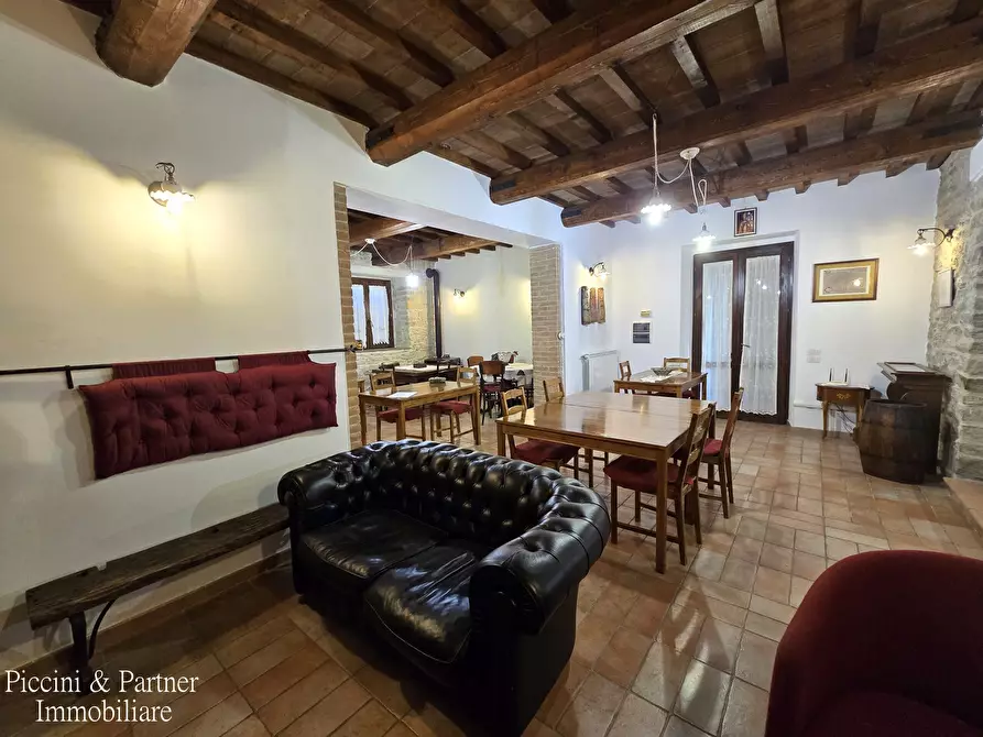 Immagine 8 di Agriturismo in vendita  in S.B.Vecchio a Gubbio
