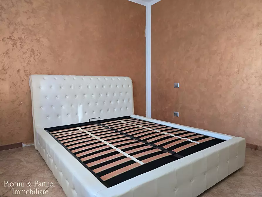 Immagine 33 di Casa bifamiliare in vendita  in Piazzale Umbria a Castiglione Del Lago