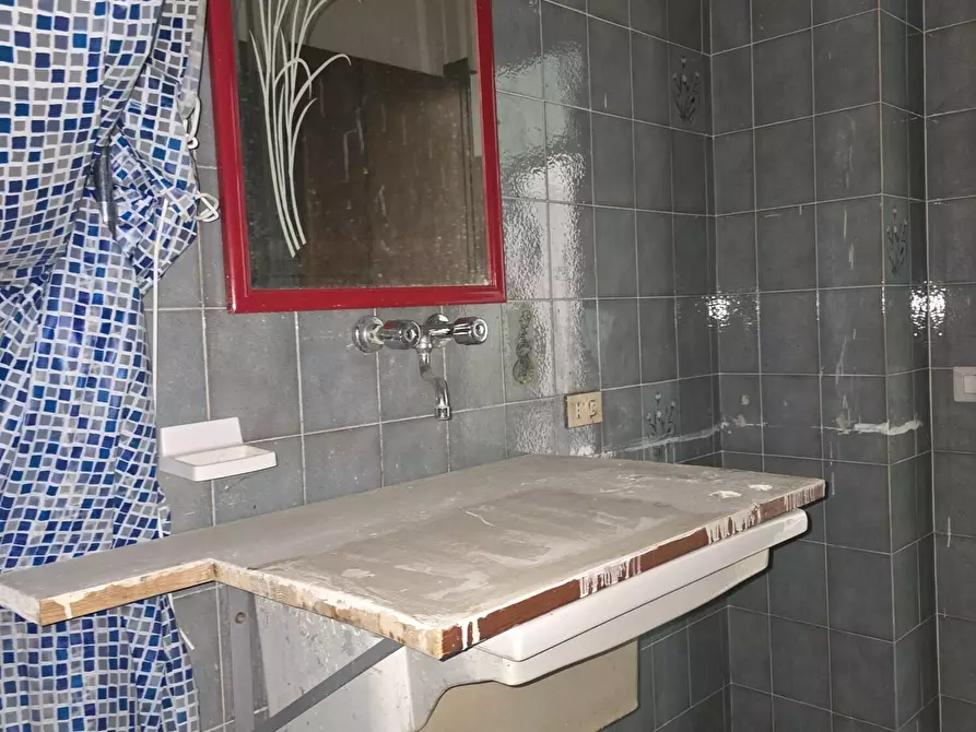 Immagine 38 di Pentalocale in vendita  in Viale Sempione a Città Di Castello