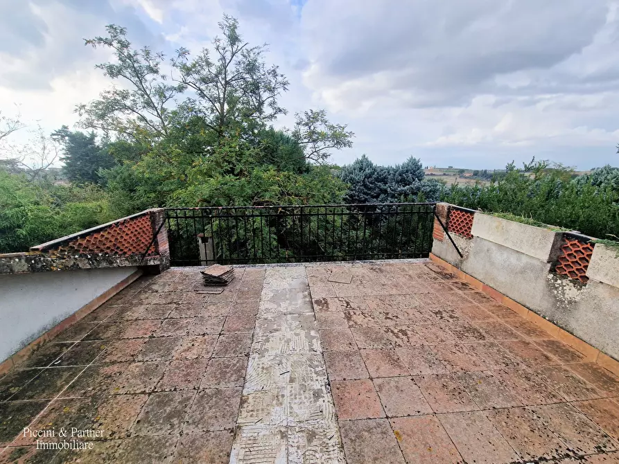 Immagine 32 di Pentalocale in vendita  in Via dei Partigiani 57 a Castiglione Del Lago