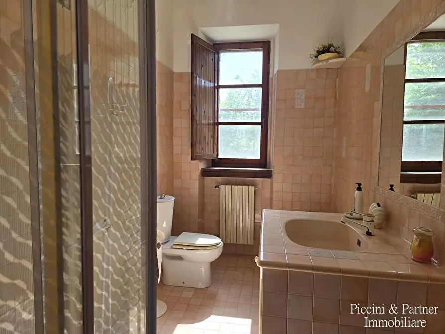 Immagine 33 di Rustico / casale in vendita  in Via Paganico 2 a Castiglione Del Lago