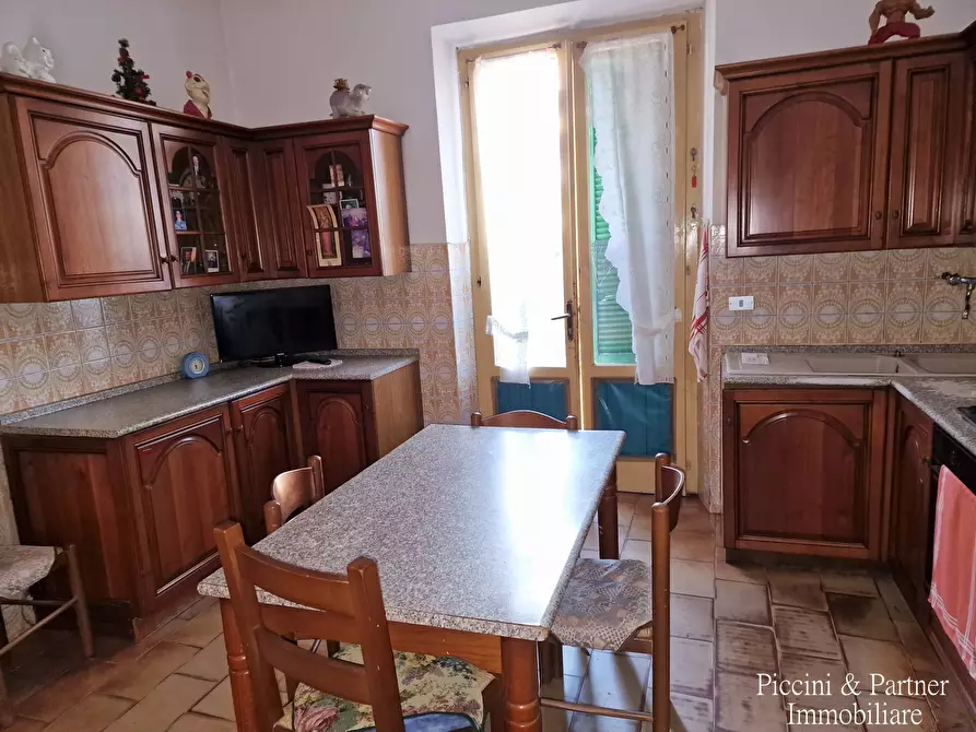 Immagine 8 di Casa indipendente in vendita  in Via Anguillara 30 a Castiglione Del Lago