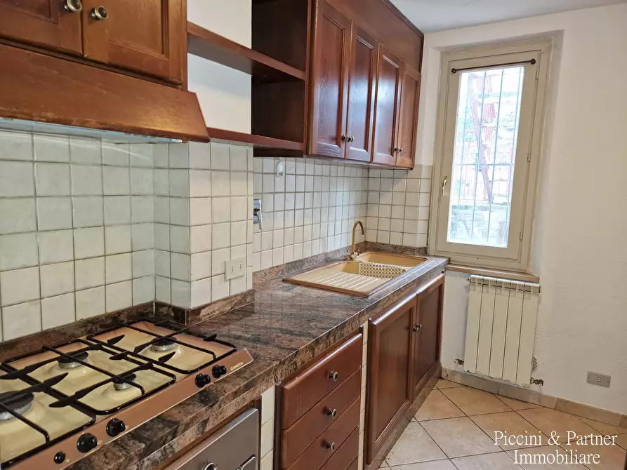 Immagine 7 di Porzione di casa in vendita  in Via Anghiari a Castiglione Del Lago