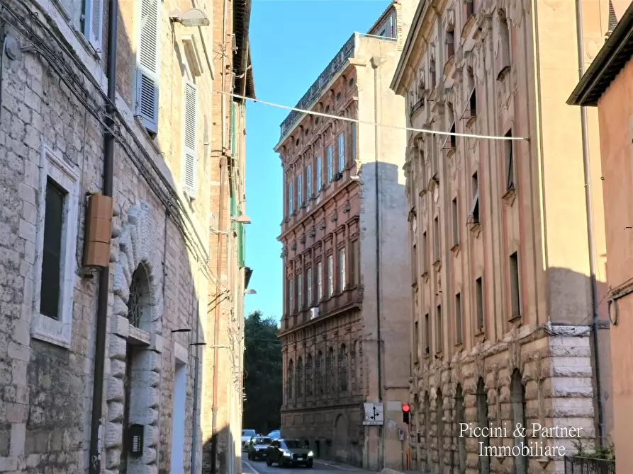 Immagine 1 di Quadrilocale in affitto  in Via Fabretti a Perugia