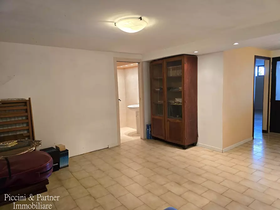 Immagine 57 di Villetta a schiera in vendita  in Via delle Querce 30 a Assisi