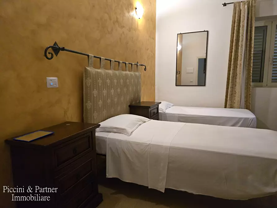 Immagine 40 di Albergo/B&B/Residence in vendita  in Via Chiesa Tonda a Trevi