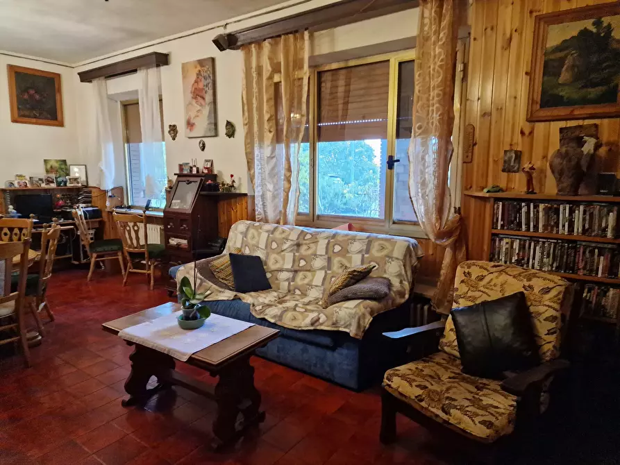 Immagine 9 di Pentalocale in vendita  in Località Gosparini a Tuoro Sul Trasimeno