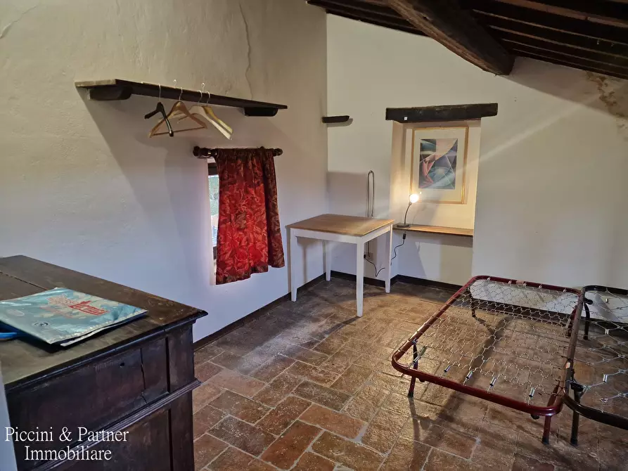 Immagine 12 di Loft/Open space in vendita  in Via Cenaioli a Magione