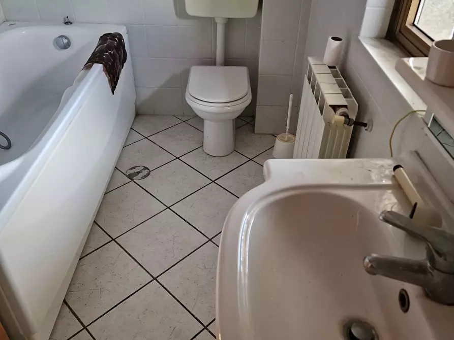 Immagine 44 di Albergo/B&B/Residence in vendita  in Via Po a Chianciano Terme