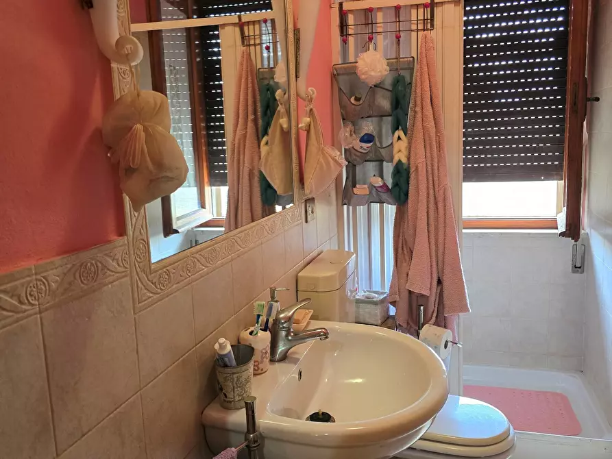 Immagine 49 di Pentalocale in vendita  a Tuoro Sul Trasimeno