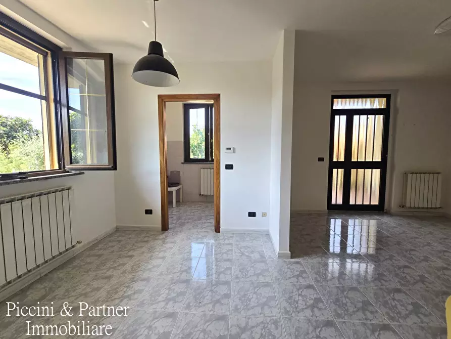 Immagine 11 di Porzione di casa in vendita  in Via del Fossatone a Magione