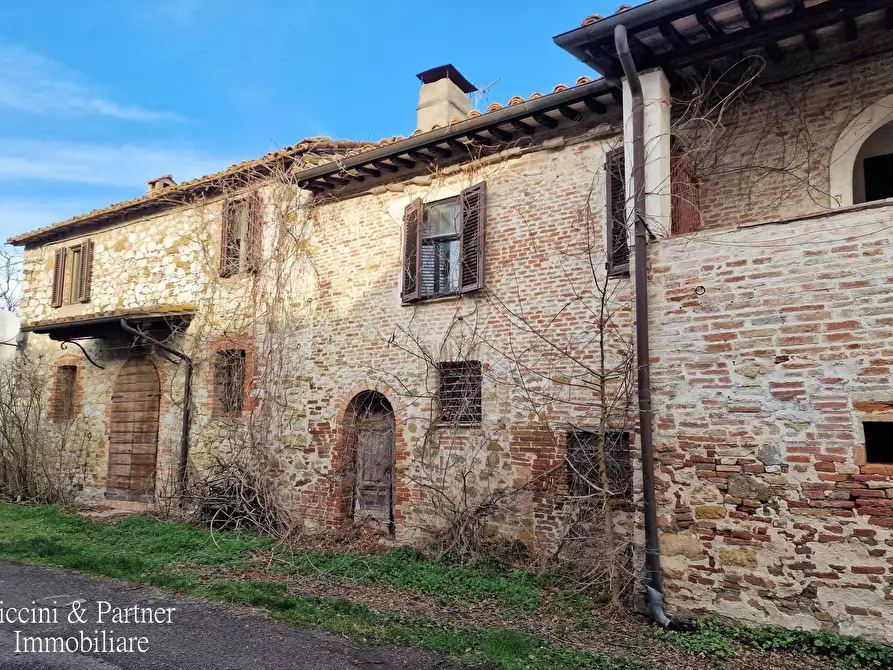 Immagine 3 di Rustico / casale in vendita  in Via del Casello a Corciano