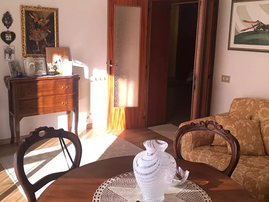 Immagine 6 di Pentalocale in vendita  in Via Fioretti a Castiglione Del Lago