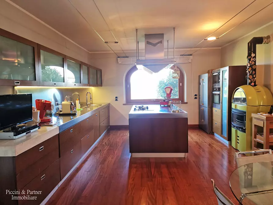 Immagine 20 di Villa in vendita  in Località Ferretto 48 a Castiglione Del Lago