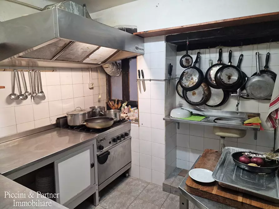 Immagine 76 di Bilocale in vendita  in Via Italia a Magione