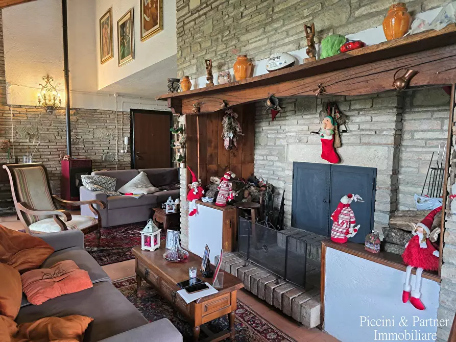 Immagine 27 di Villa in vendita  in Via IV Novembre 15 a Passignano Sul Trasimeno