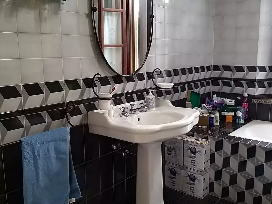 Immagine 24 di Villa in vendita  in Via Soccorso 83 a Castiglione Del Lago