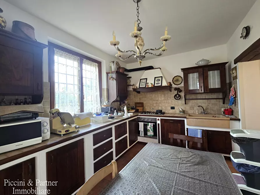 Immagine 27 di Villa in vendita  in Strada Tiberina Nord 395 a Perugia