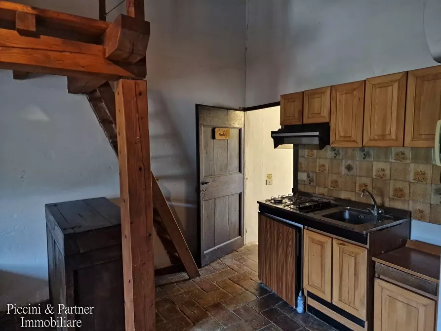 Immagine 51 di Bilocale in vendita  in Via Italia a Magione