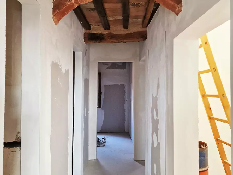 Immagine 14 di Trilocale in vendita  in Via Camillo Benso Conte di Cavour 73 a Torrita Di Siena