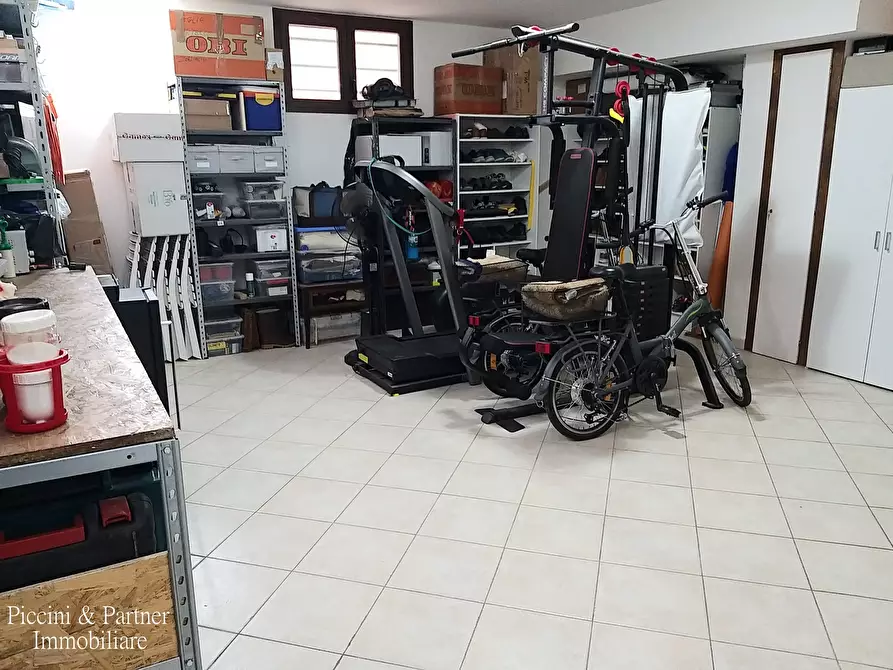 Immagine 28 di Villetta a schiera in vendita  in Via degli Artigiani a Castiglione Del Lago