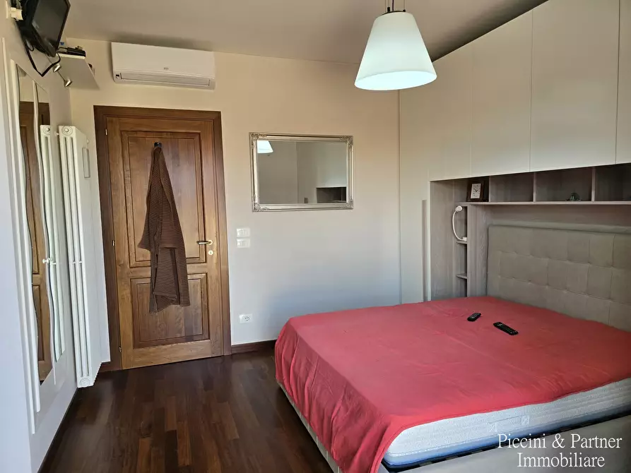 Immagine 33 di Casa bifamiliare in vendita  in Via Panicarola 17 a Castiglione Del Lago