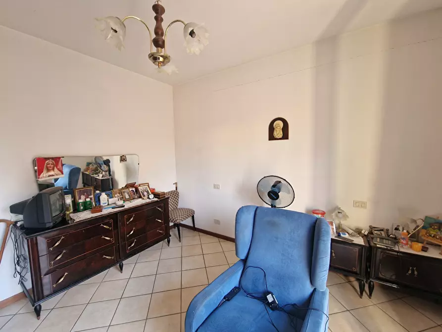 Immagine 25 di Porzione di casa in vendita  in Via Fioretti a Castiglione Del Lago