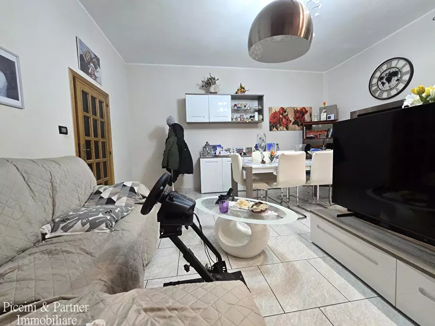 Immagine 13 di Quadrilocale in vendita  in Via Cassia Aurelia Prima a Chiusi