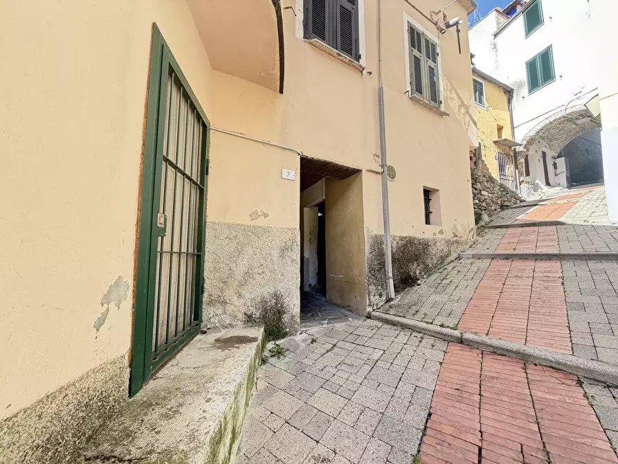 Immagine 31 di Porzione di casa in vendita  in Via Partigiani a Diano San Pietro