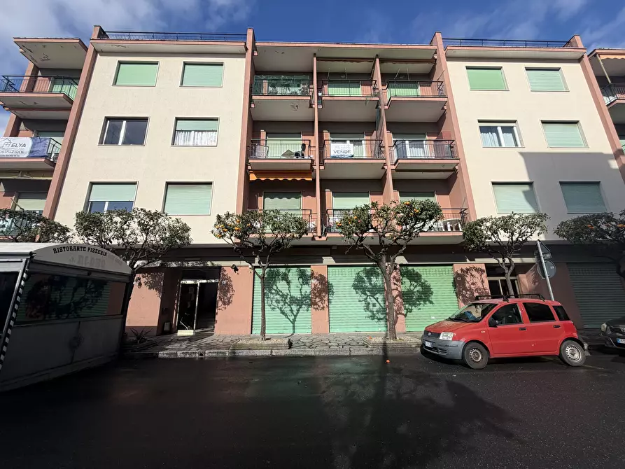 Immagine 24 di Quadrilocale in vendita  in Corso Europa 38 a Diano Marina