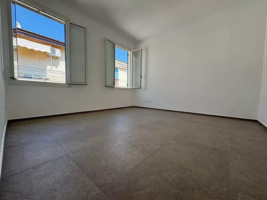 Immagine 16 di Bilocale in vendita  in Via G. Ansaldi 43 a San Remo