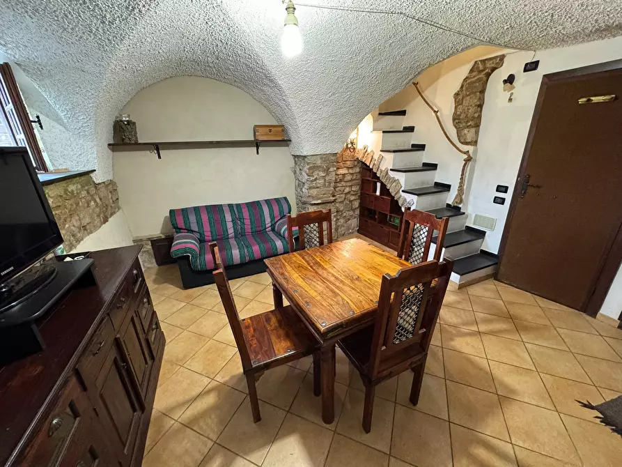 Immagine 12 di Bilocale in vendita  in Via Armando Diaz 2 a Imperia