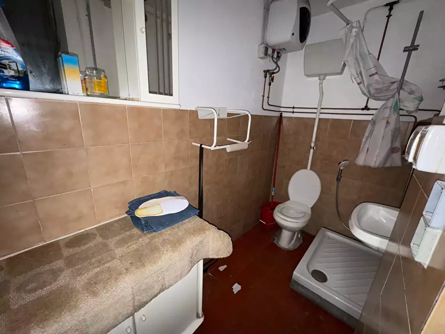 Immagine 16 di Capannone industriale in affitto  in Via Lamarmora 92 a San Remo