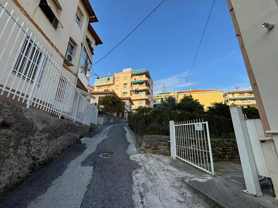 Immagine 25 di Trilocale in vendita  in Corso degli Inglesi 590 a San Remo