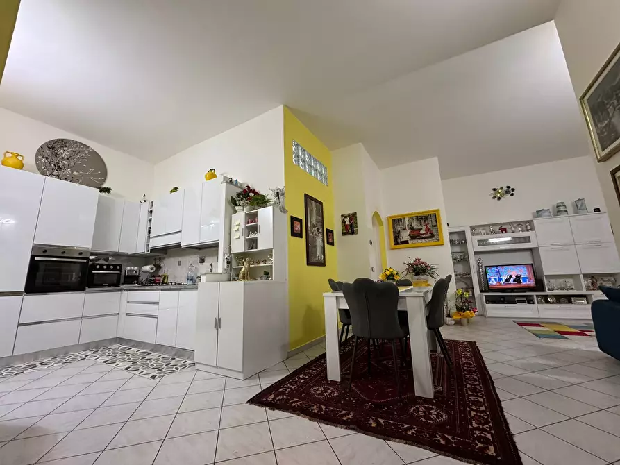 Immagine 5 di Trilocale in vendita  in Via Zeffiro Massa 91 a San Remo