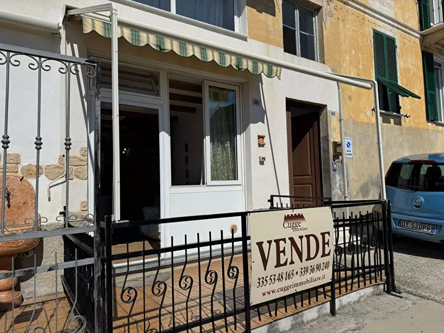 Immagine 26 di Bilocale in vendita  in Via Val D'Olivi 379 a San Remo