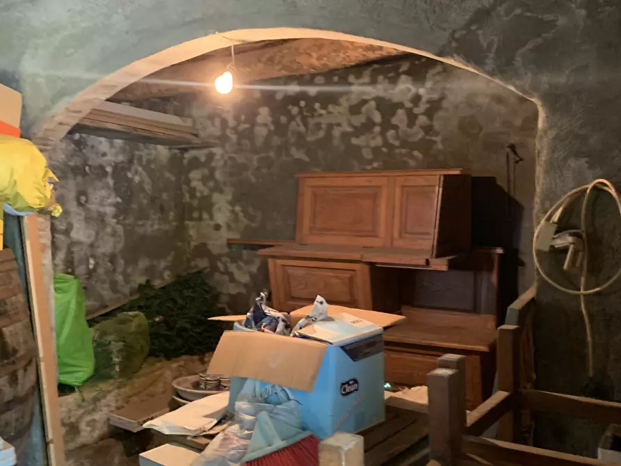 Immagine 38 di Rustico / casale in vendita  a Camaiore