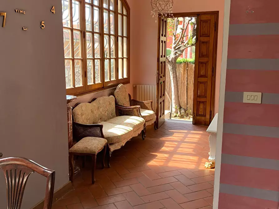 Immagine 8 di Casa semindipendente in affitto  a Pietrasanta