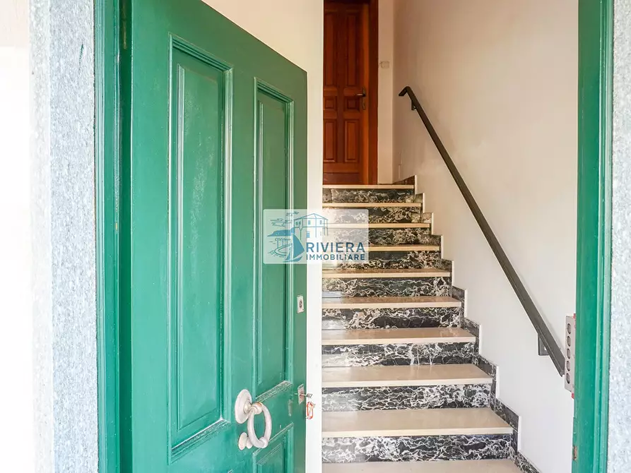 Immagine 14 di Porzione di casa in vendita  a San Remo