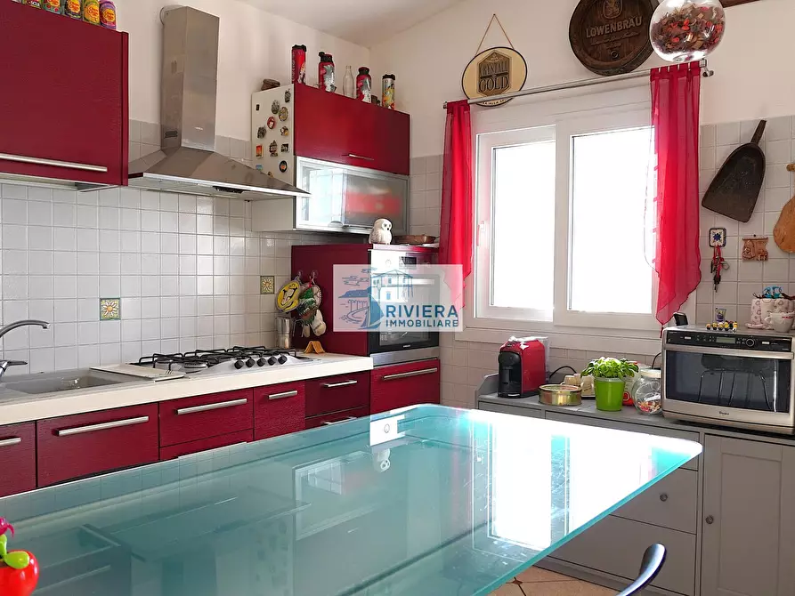 Immagine 20 di Villa in vendita  in Via Giulio Cesare 2 a Santo Stefano Al Mare