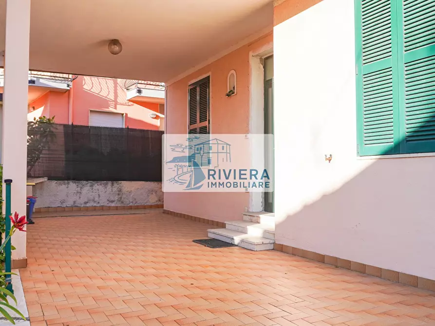 Immagine 13 di Appartamento in vendita  in Corso Villaregia a Riva Ligure