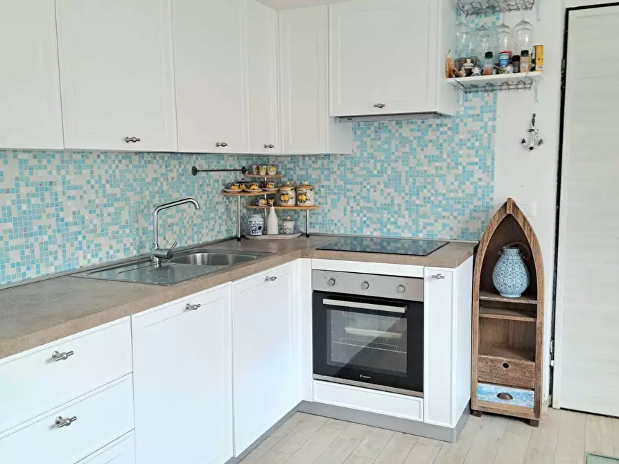 Immagine 9 di Villa in vendita  in Contrada Portelle 100 a San Vito Chietino