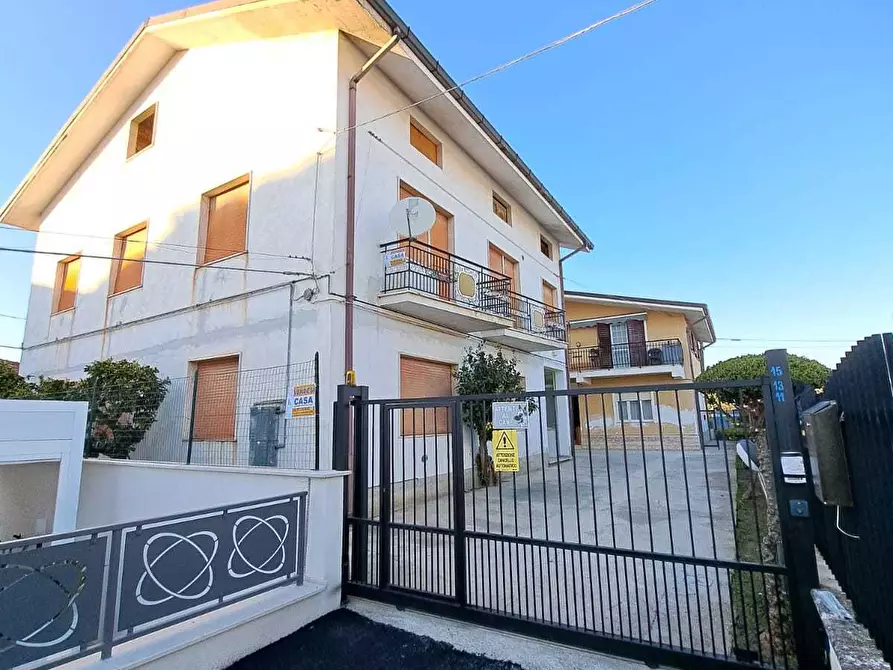 Immagine 66 di Casa bifamiliare in vendita  in Via Calvario 17 a San Vito Chietino