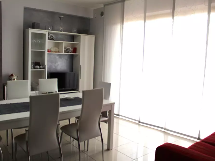 Immagine 4 di Pentalocale in vendita  in Via S. Rocco 282 a San Vito Chietino