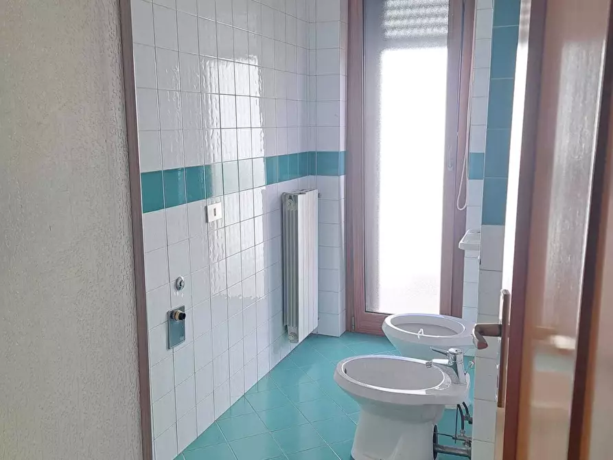 Immagine 10 di Pentalocale in affitto  in Via V. Bachelet 39 a Fossacesia