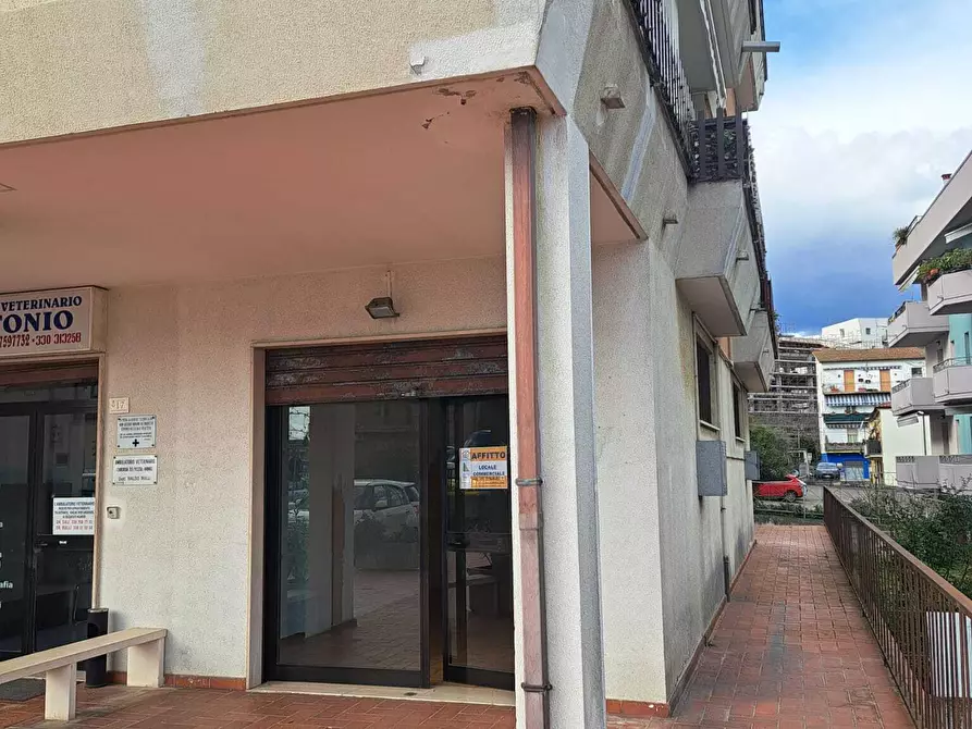 Immagine 5 di Locale commerciale in vendita  in via San Francesco d' Assisi 3 a Lanciano