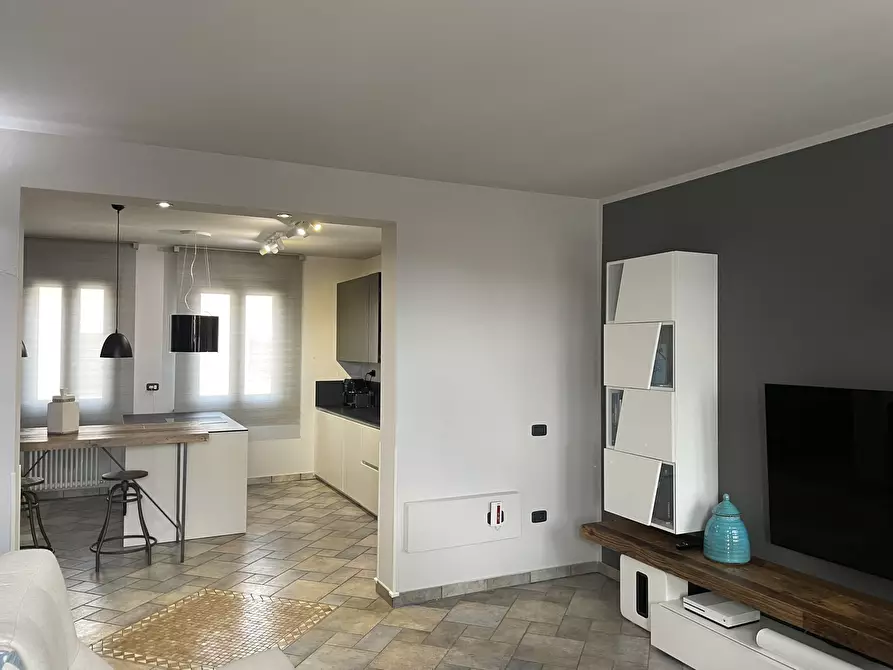 Immagine 9 di Casa indipendente in vendita  in Via Paolo Bocci a Cecina