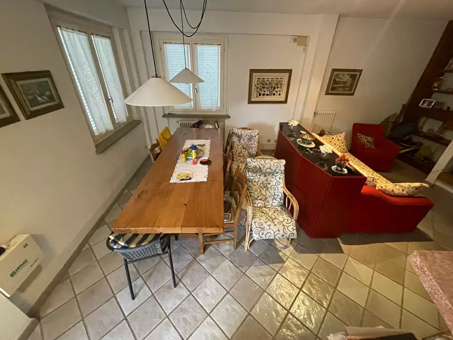 Immagine 11 di Villa in vendita  in Viale della Repubblica a Cecina